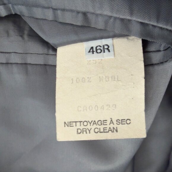 Peter Millar Checked Wool Sport Coat – Size 46R - Picture 11 of 13